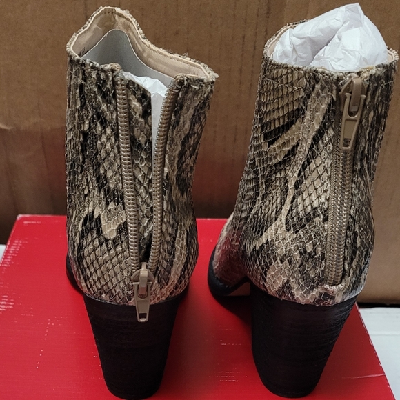 Zigi Soho Harlan Beige Black Snake Zip-up 7.5M Boots - Picture 4 of 9